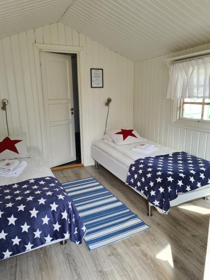 Missionshuset Bed & Breakfast Bed & Breakfast Sandhamn Exterior photo